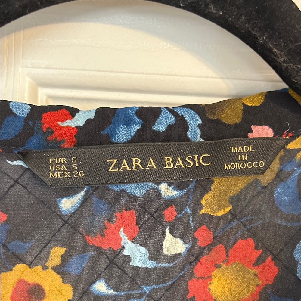 Zara Basic Size Small Multicolor Floral Blouse Na… - image 2